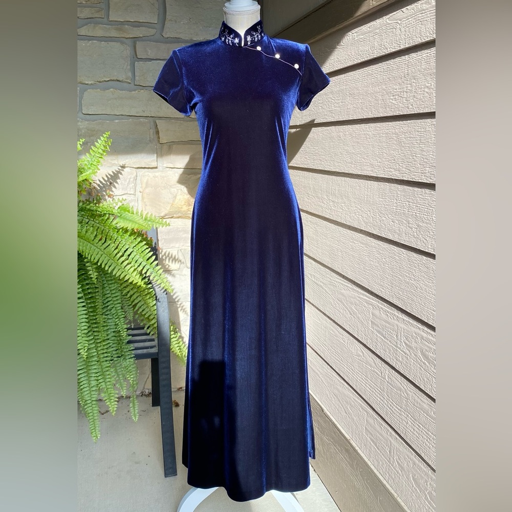 Beautiful & Elegant Sz 6